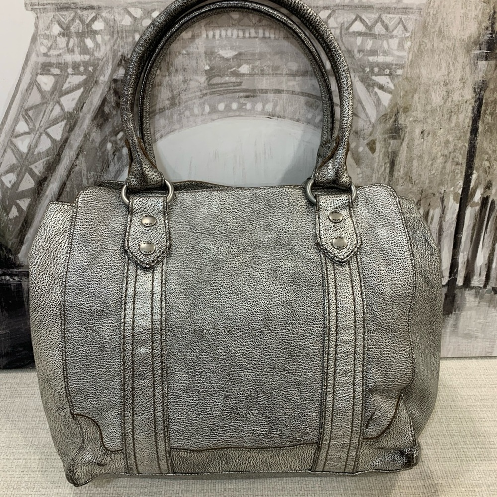 🖤🩶Frye Melissa Shoulder Tote Bag Silver Metallic Distressed Leather $388 🖤🩶